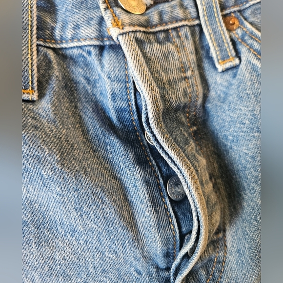 Levis 501 Premium Buttonfly Denim Shorts Size 27 - Picture 3 of 5